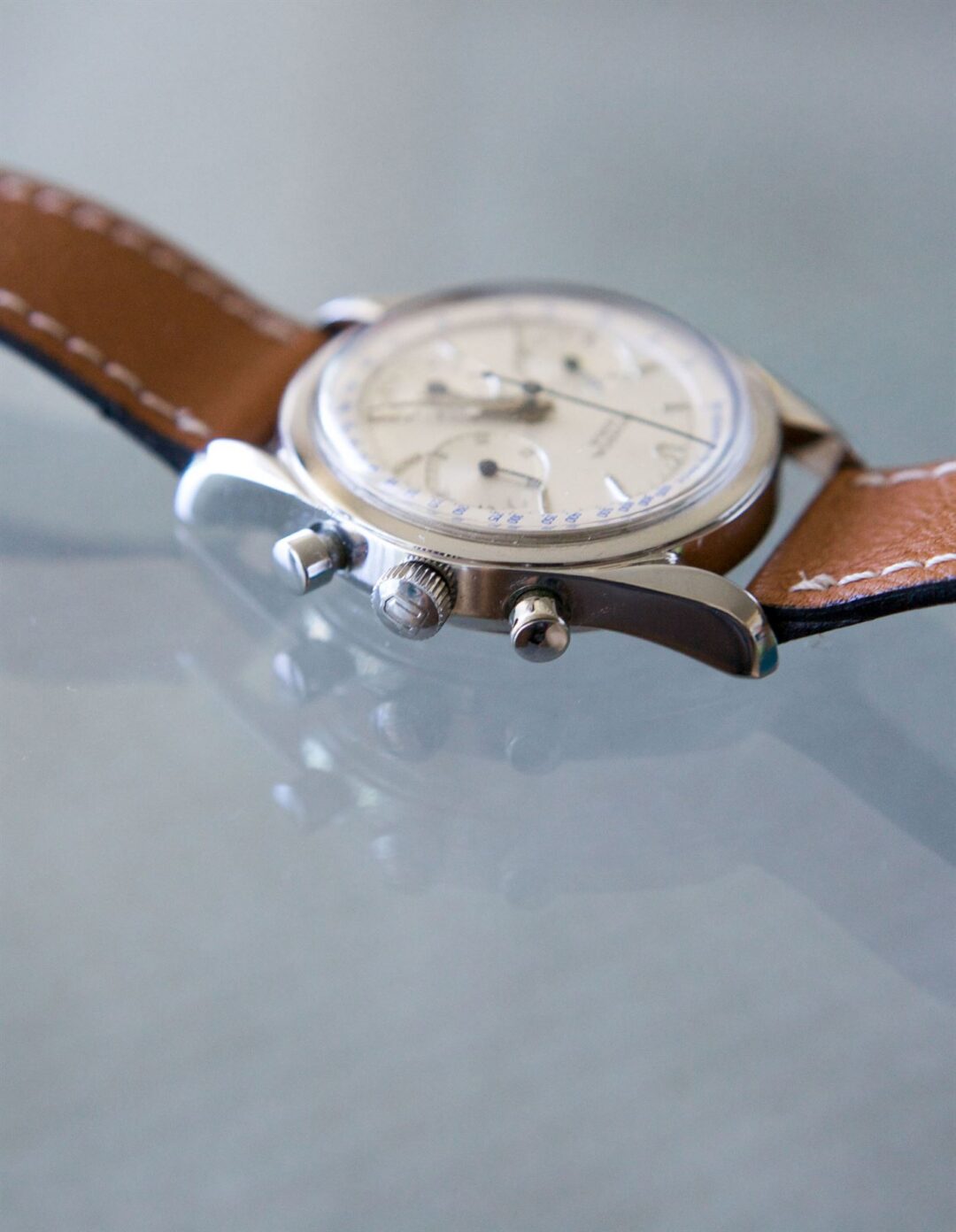 Menta Watches- Buy Vintage and Modern Timepieces - Universal Geneve ...